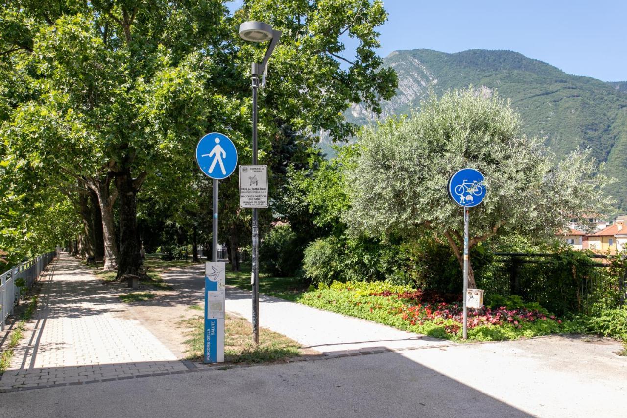 Appartamento Al Ponte Adiacente Al Parco, Vicino All'Ospedale E Centro ترينتو المظهر الخارجي الصورة